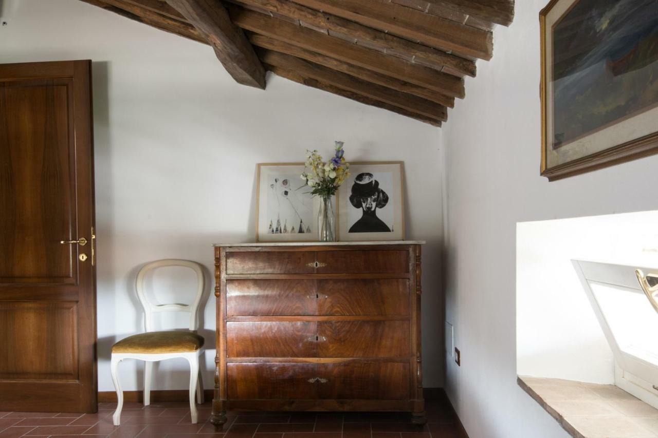 Charme Con Parcheggio Apartamento Lucca